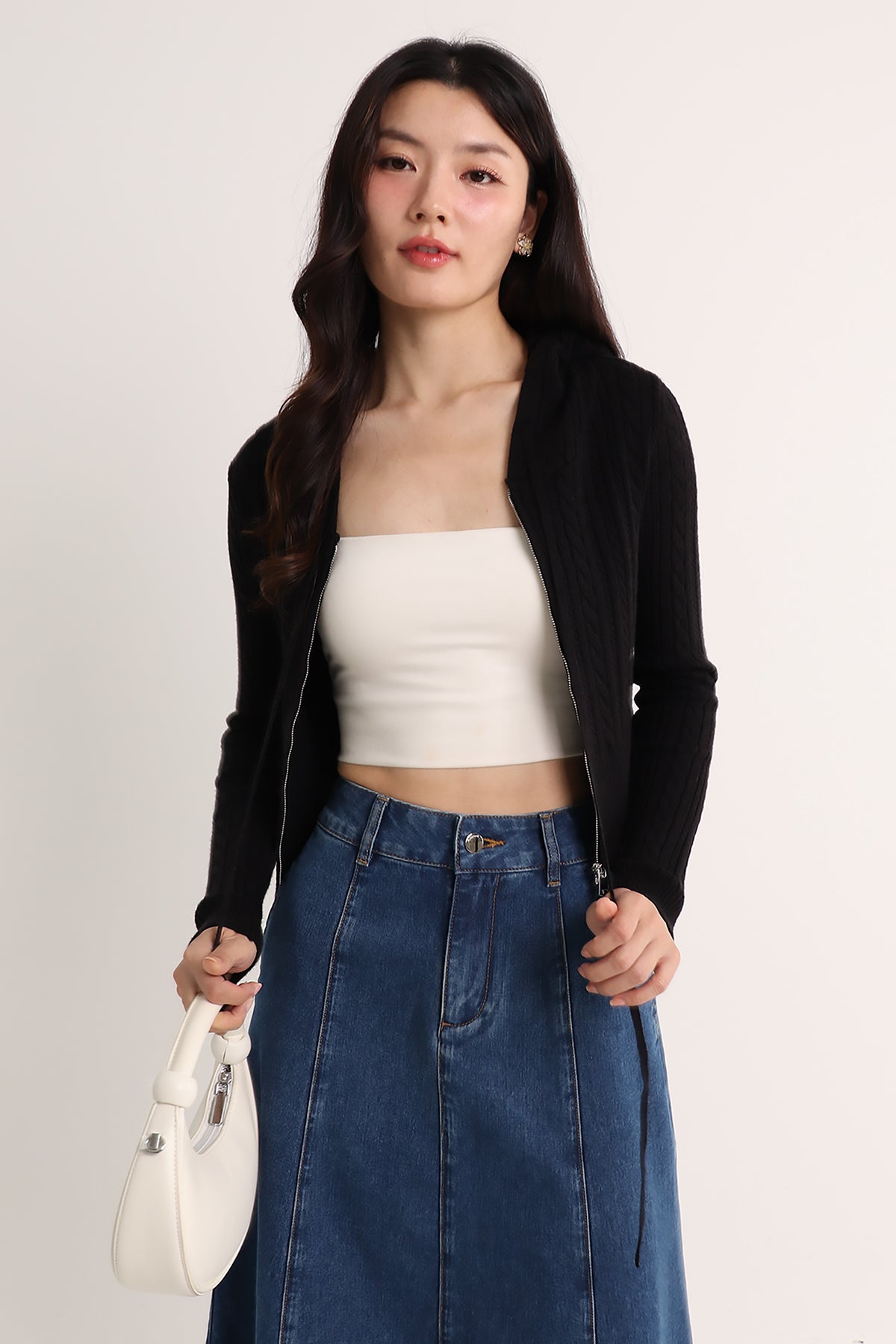 CALISTA KNIT ZIPPER CARDIGAN IN BLACK | NEONMELLO
