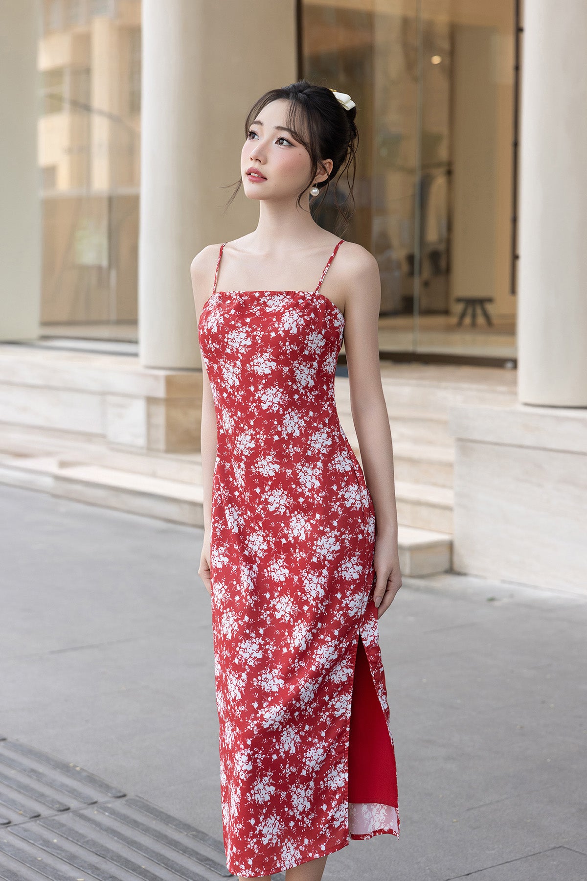 SPRING PETALS TOILE MIDI DRESS IN RED