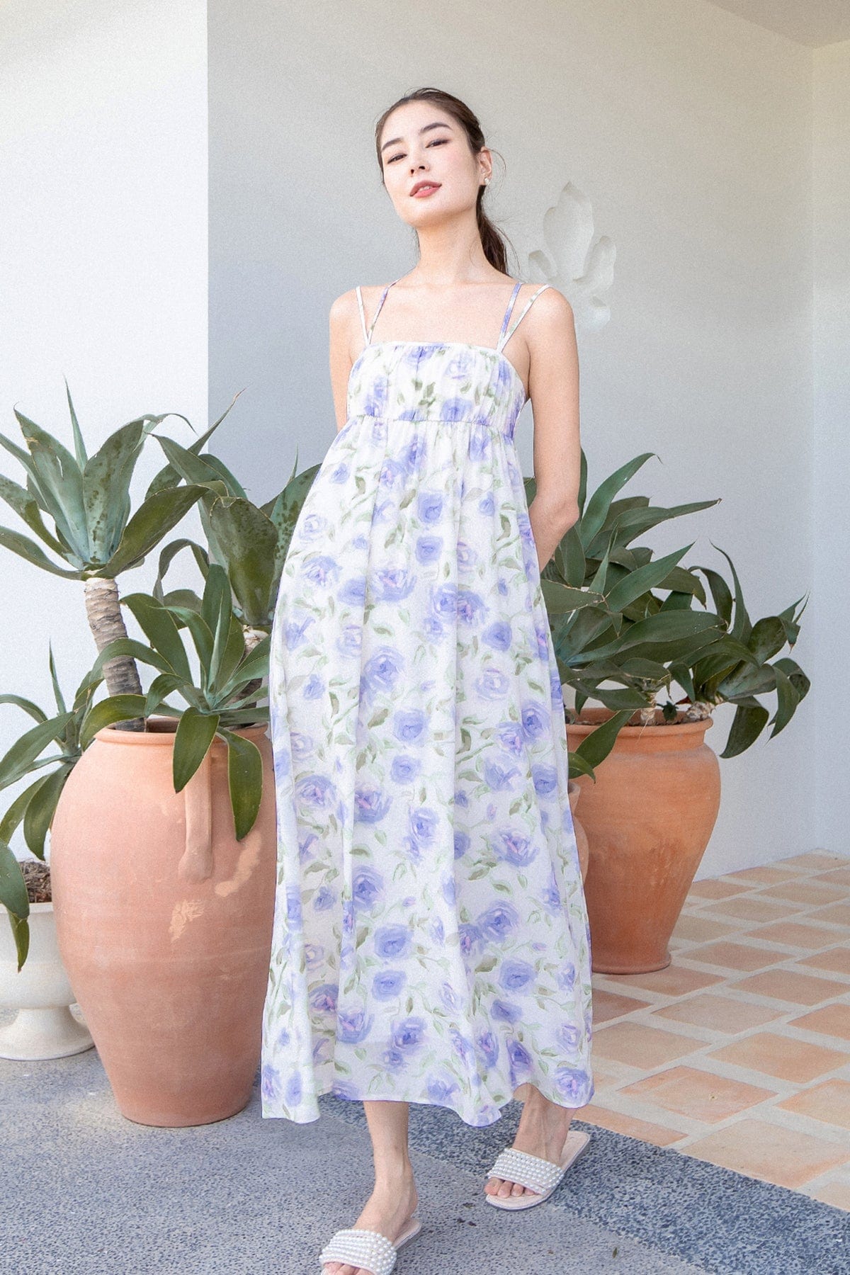cream and lilac dress Turn heads with zero effort in our Eden Cream & Lilac Floral Pleated Midi Dress the perfect twirl-ready look for brunches, dates and every occasion in between Shop Now: www.getthattrend.com/products/eden-cream-lilac -floral-pleated-midi-dress