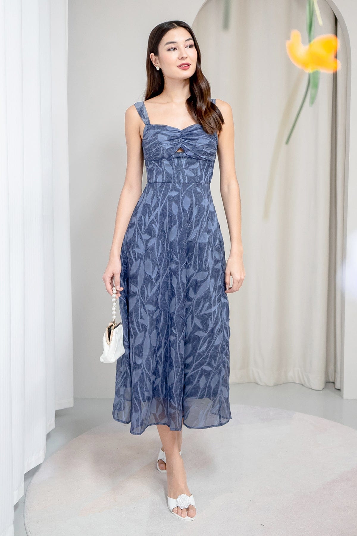 JESSA PADDED MAXI DRESS IN BLUE