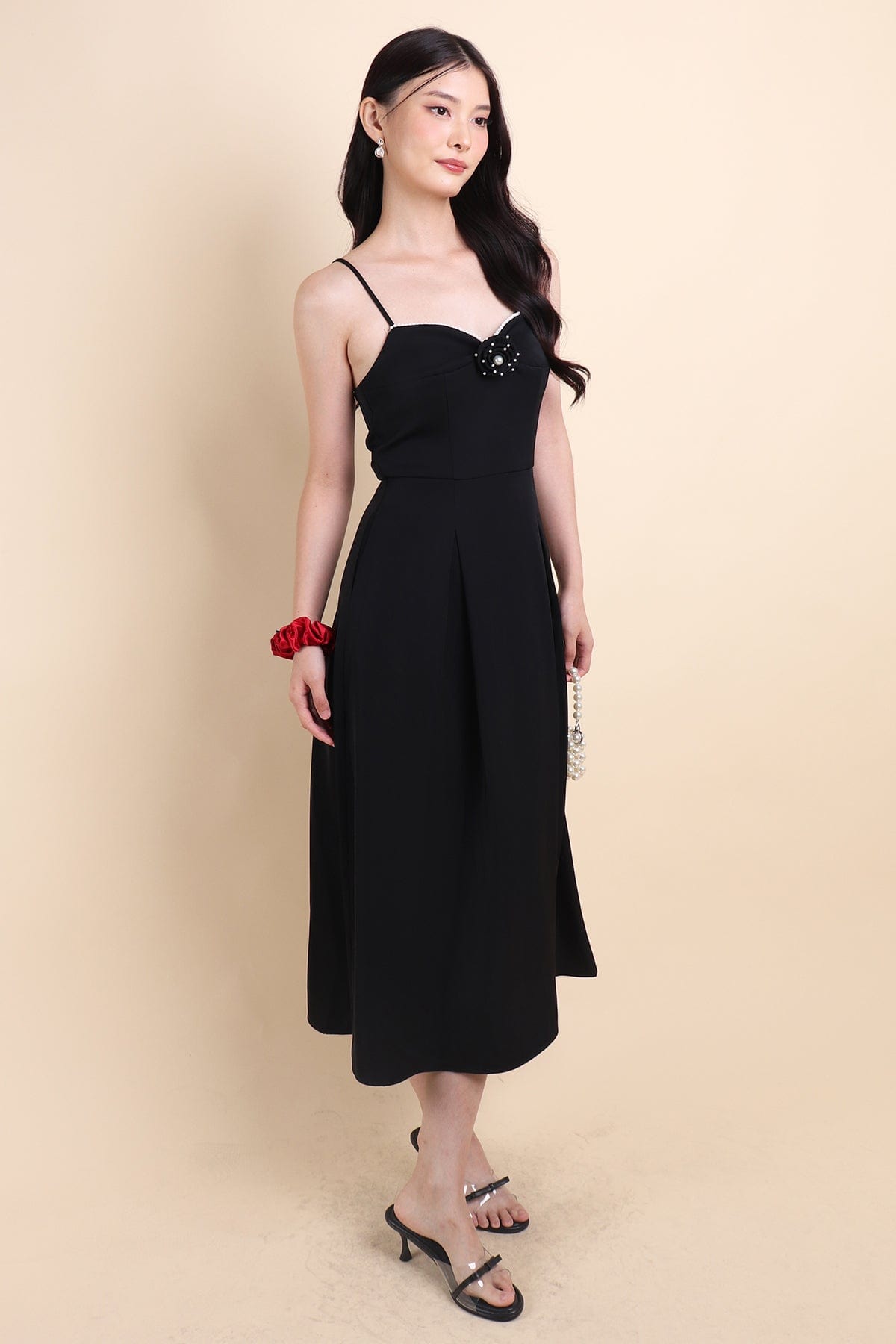 LAURELL EXQUISITE PEARL MAXI DRESS IN BLACK | NEONMELLO
