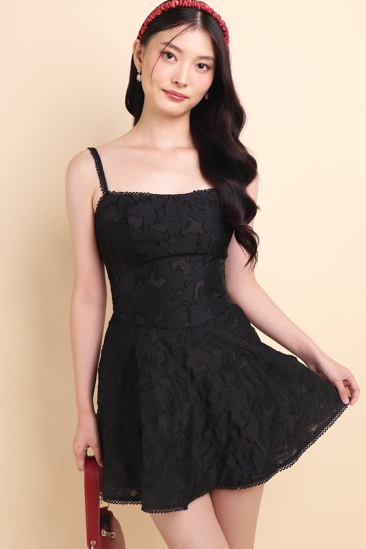 NEW EMPIRE EMBOSSED LACE DRESS IN BLACK | NEONMELLO NEW EMPIRE EMBOSSED LACE DRESS IN BLACK | NEONMELLO