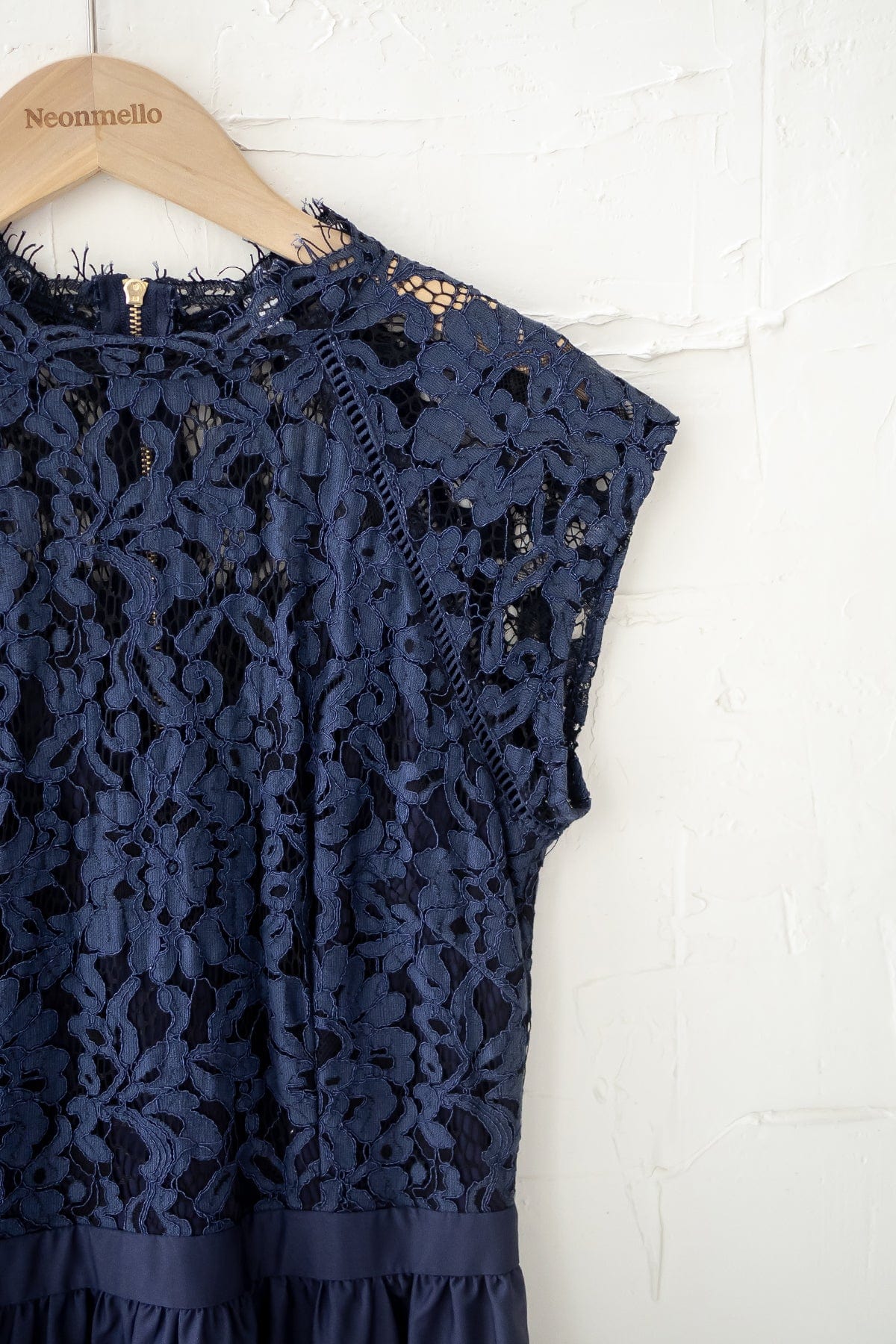 (FIRE DEAL) ESTELLE OMBRE LACE MAXI IN WINE | NEONMELLO