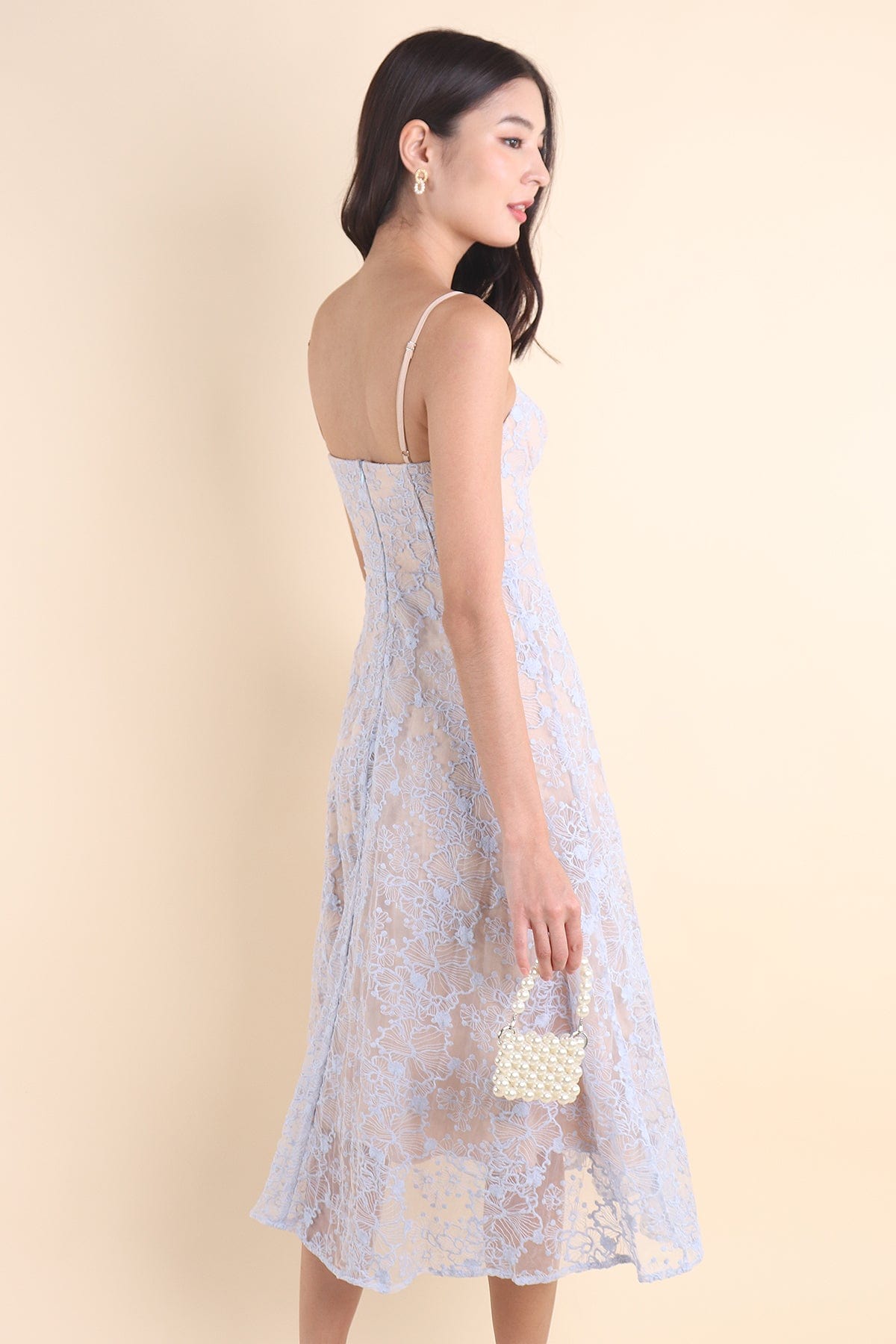 LAVIN LACE EMBOSSED MAXI IN BLUE | NEONMELLO