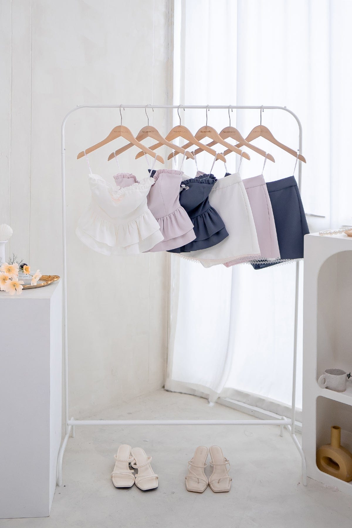 LISA RIBBON PADDED TUBE TOP IN WHITE | NEONMELLO