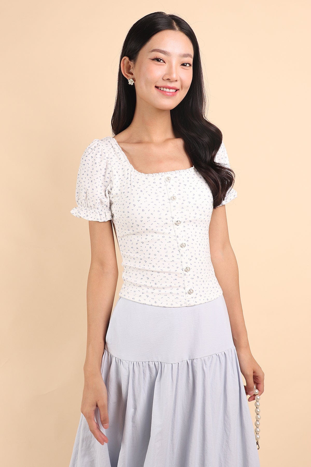 LISS FLORAL PADDED TEE TOP IN WHITE | NEONMELLO