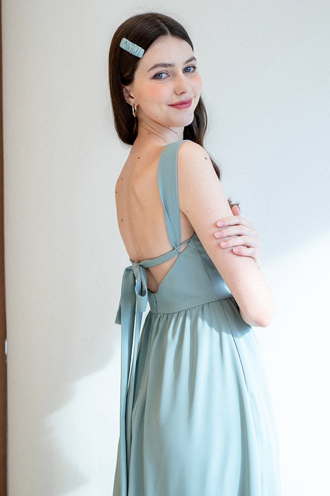 LOHAN TIE-BACK MAXI DRESS IN FERN GREEN