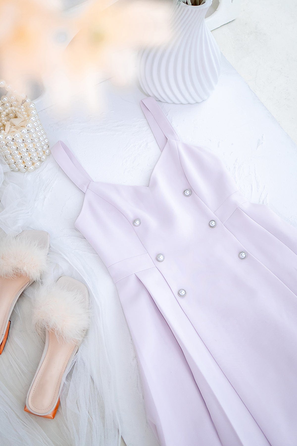 WINDSOR PLEATED DRESS IN PALE LILAC | NEONMELLO WINDSOR PLEATED DRESS IN PALE LILAC | NEONMELLO